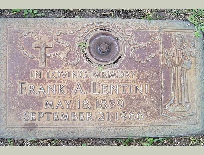 Frank Lentini'nin Mezar Taşı